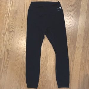 Gym shark cropped/capri leggings